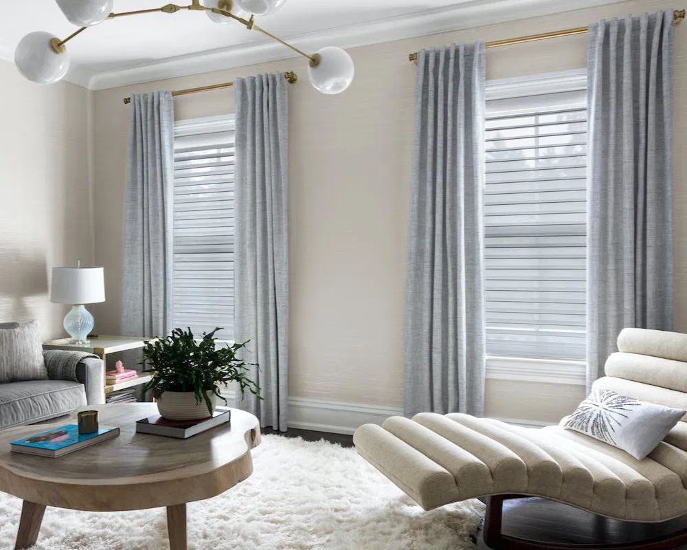 How to Choose Curtains for Living Room: 4 Proven Things to Consider How to choose curtain for living room - Consider color & pattern